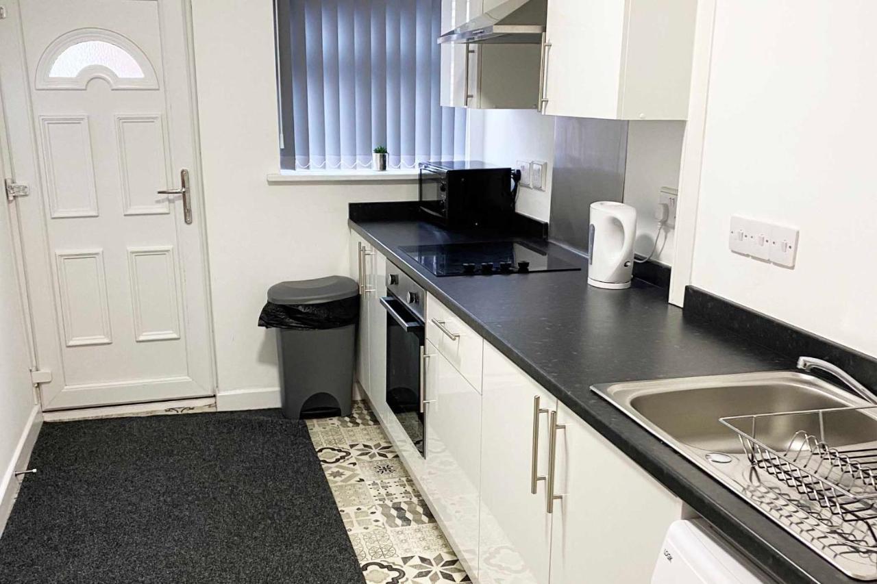 Sutton Contractor Accommodation - Warrington, St Helens Clock Face Kültér fotó
