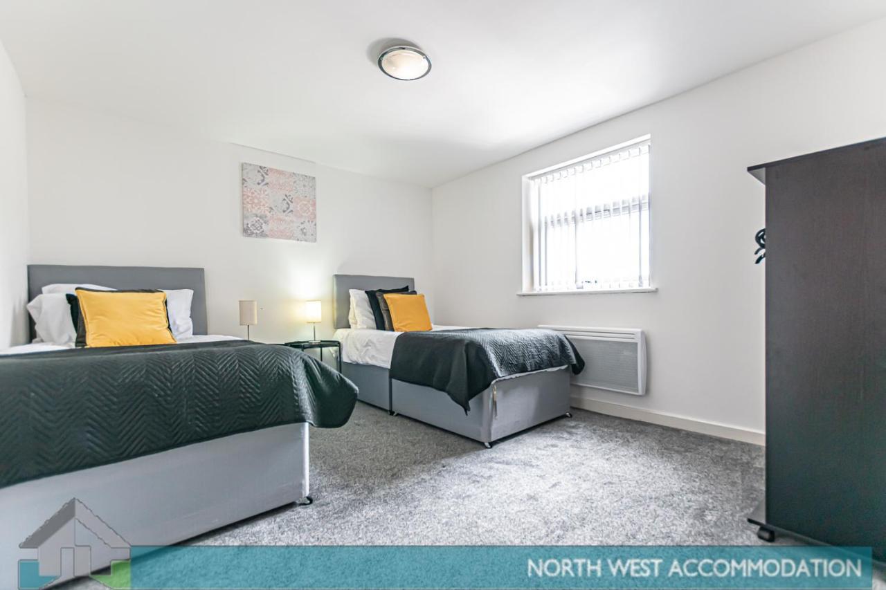 Sutton Contractor Accommodation - Warrington, St Helens Clock Face Kültér fotó